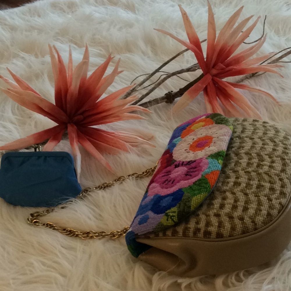 UNIQUE 💞GORGEOUS  purse 💞 - Picture 6 of 16
